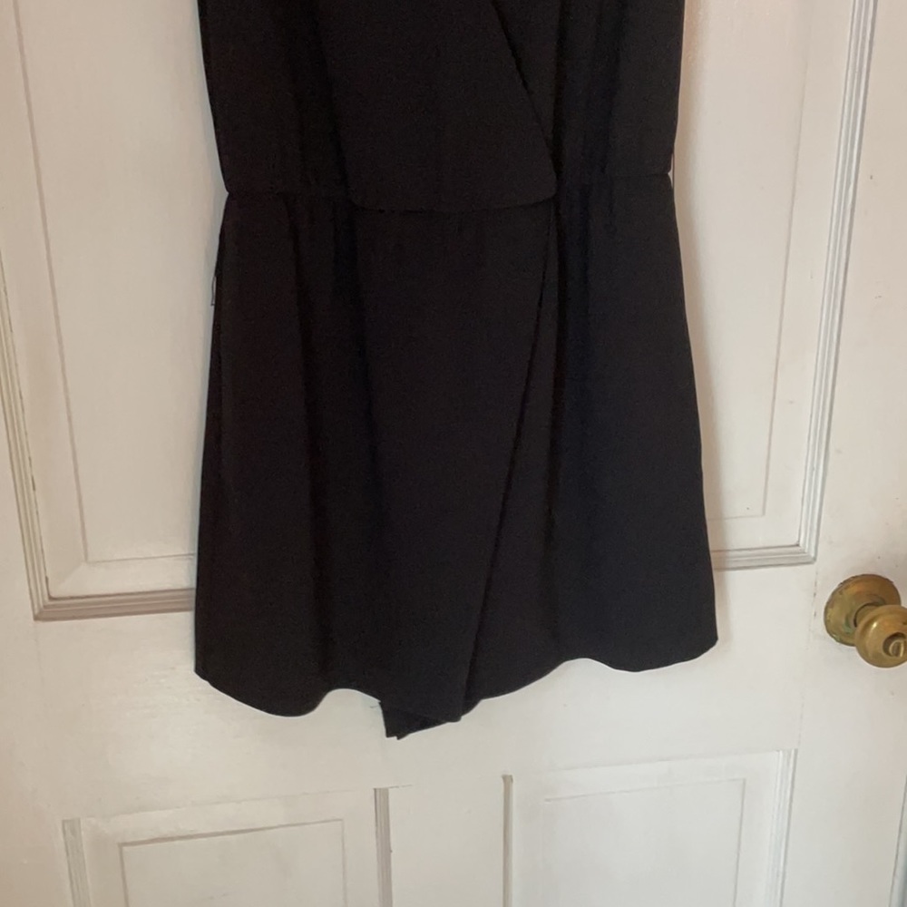 Alice + Olivia romper - Picture 4 of 8